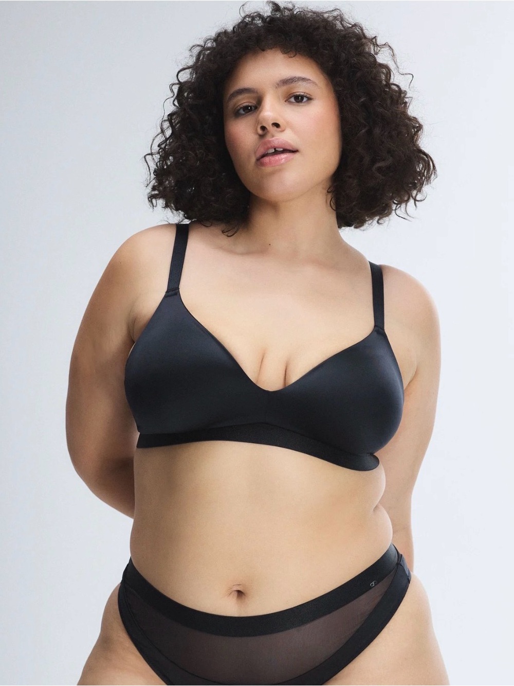 NWT Savage X Fenty Black Wireless Slipper Satin Bralette